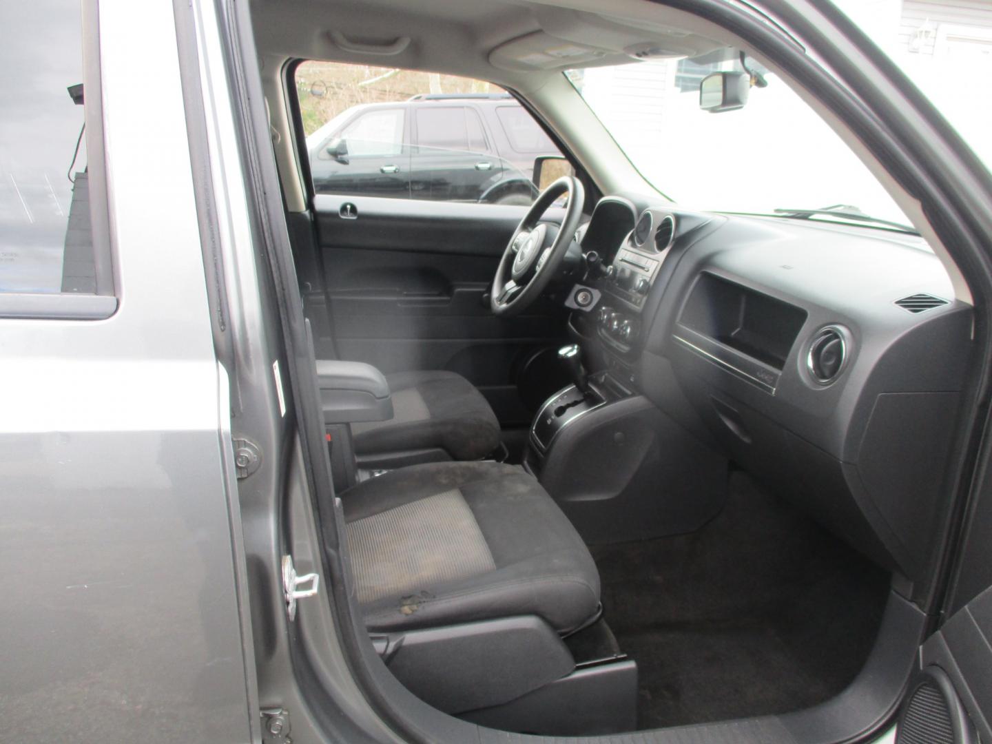 2012 Jeep Patriot (1C4NJRBB1CD) , AUTOMATIC transmission, located at 540a Delsea Drive, Sewell, NJ, 08080, (856) 589-6888, 39.752560, -75.111206 - Photo#29